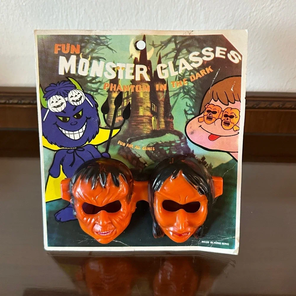Vintage Fun Monster Glasses Phantom in the Dark Halloween Novelty Toy Hong Kong
